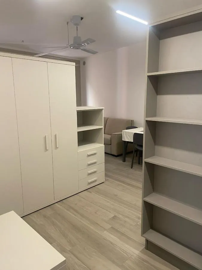 Apartment Residenza Della Samaritana Classici Verona Italy